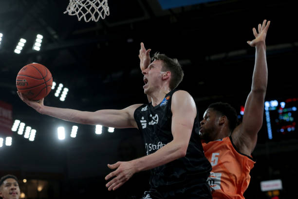 在现代足球 在现代足球